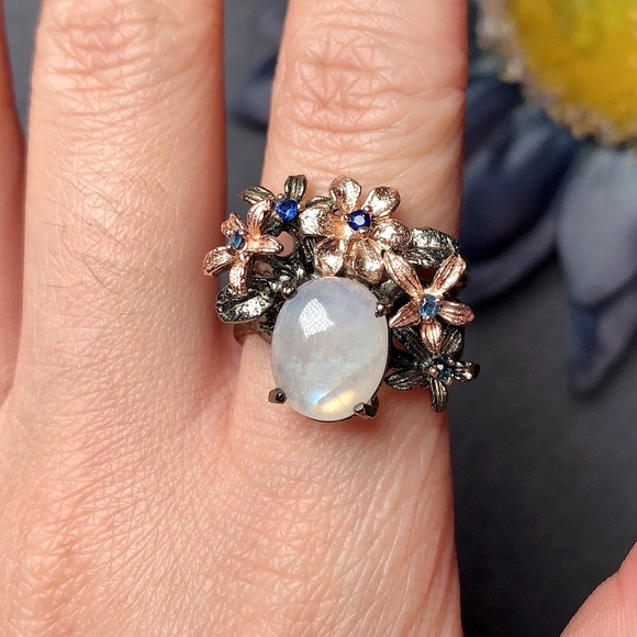 ‼️Clearance‼️Sterling silver moonstone ring - Picture 1 of 4